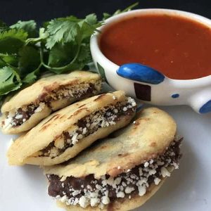 Gorditas de Frijoles con Chorizo