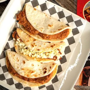 Tacos de Frijoles con Chorizo