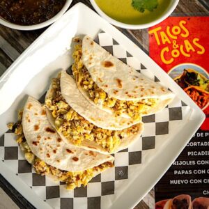 Tacos de Huevo con Chorizo (orden con 3)